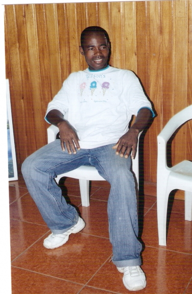  - click for next photo