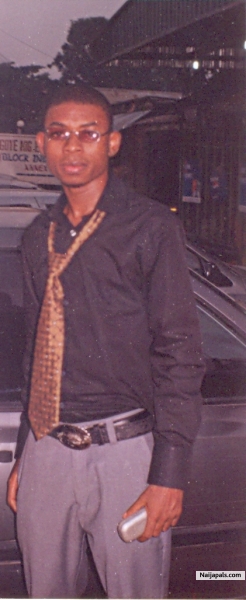 2 BE A MAN, NO BE TO CHIEW CHIN CHIN, SO TIT UR BELT WELL BUT STILL SINGLE - click for next photo