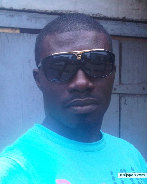 olayinde - click for next photo