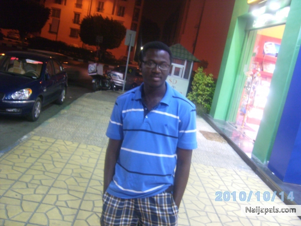  - click for next photo