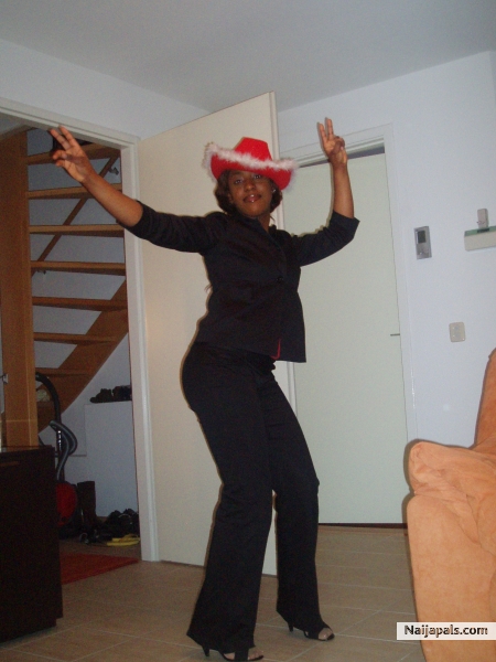 just trying to crazy!!!!lol - click for next photo
