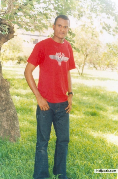  - click for next photo