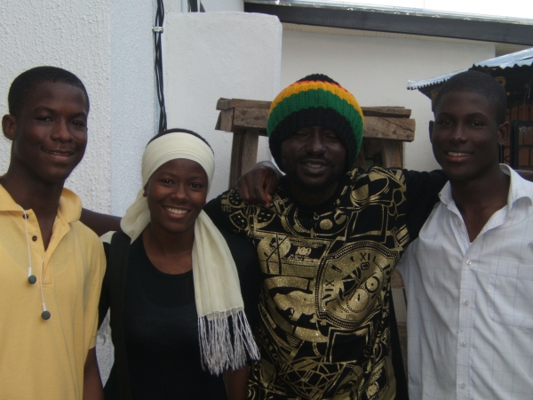 BLACK FACE DEY HERE - click for next photo