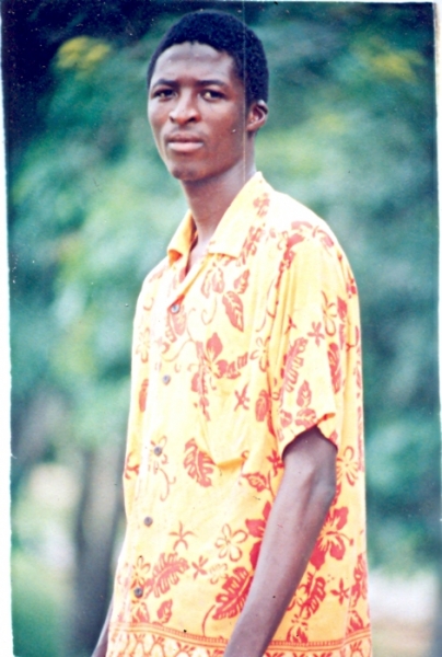 Dats Moi......... - click for next photo