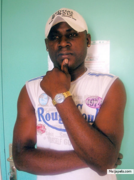  - click for next photo