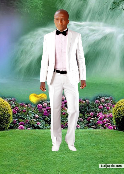  - click for next photo