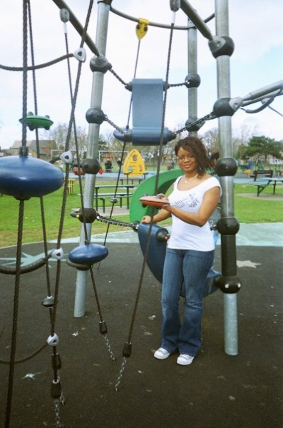  - click for next photo