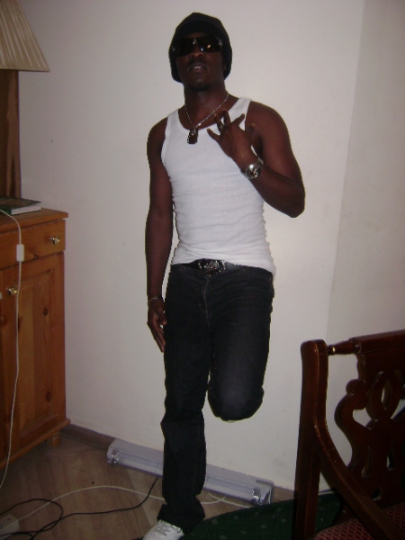  - click for next photo