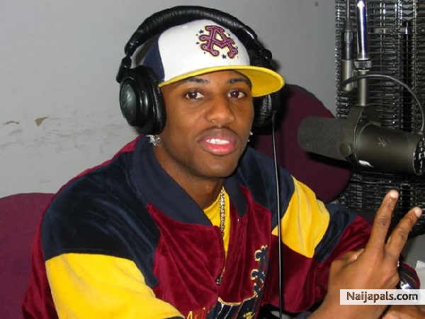 DOING MA GHETTO LOVE THAN..... SPINNING U HEAR ME! - click for next photo