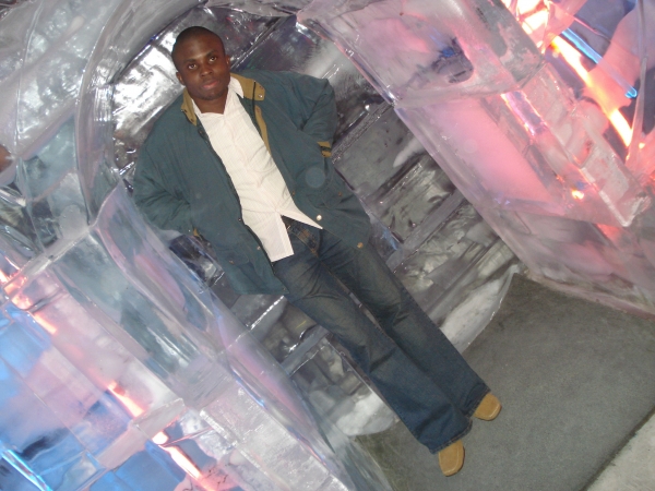  - click for next photo