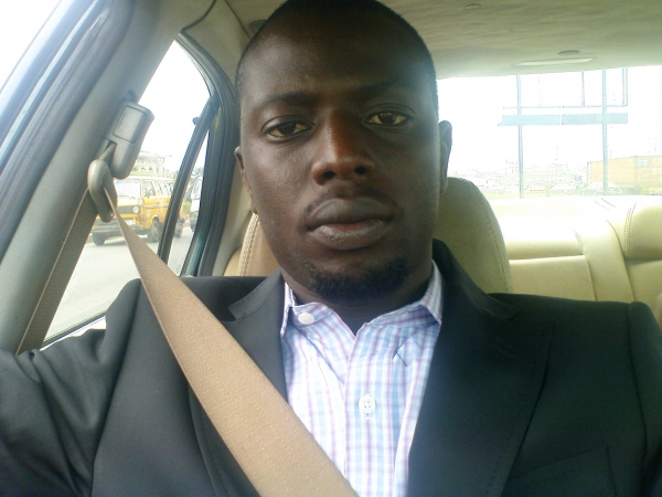 on ma way 2 Kenni' s weddin - click for next photo