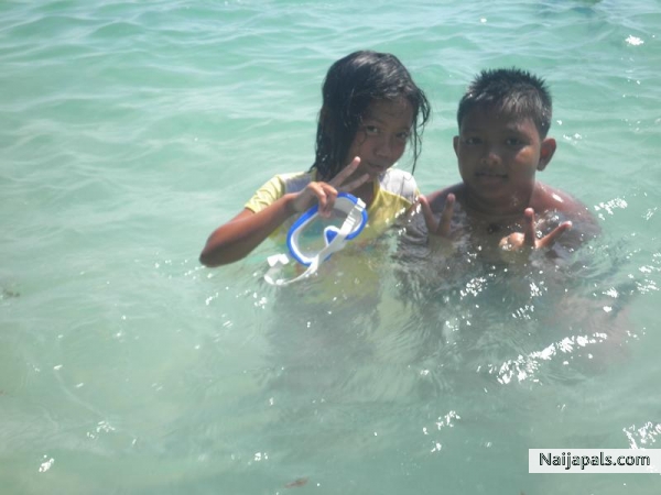  - click for next photo