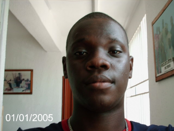  - click for next photo