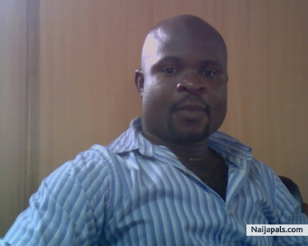 HULLO! NIJA, - click for next photo