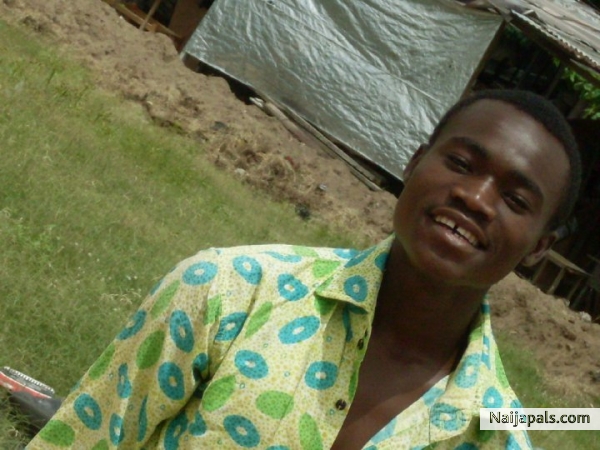 dat' s me pple - click for next photo