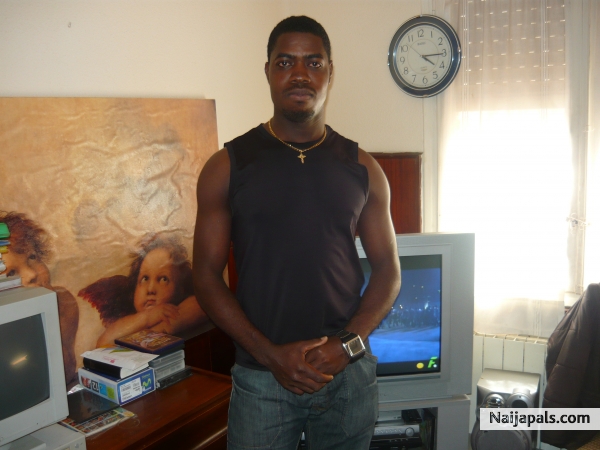  - click for next photo