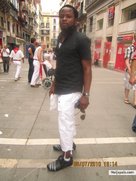  - click for next photo