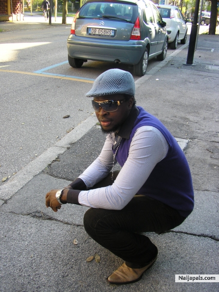  - click for next photo