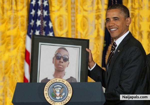 am a celebrity - click for next photo