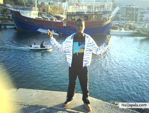  - click for next photo