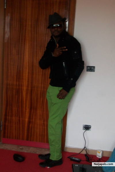  - click for next photo