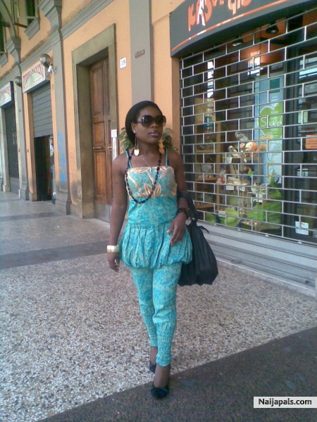  - click for next photo