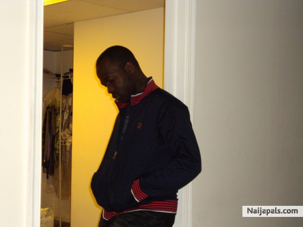  - click for next photo