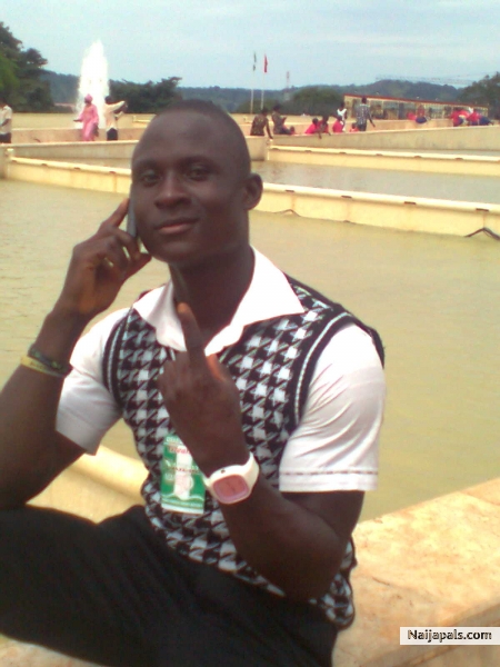 dis is me no one but me there is nothing dat is as sweet as being the real you. - click for next photo