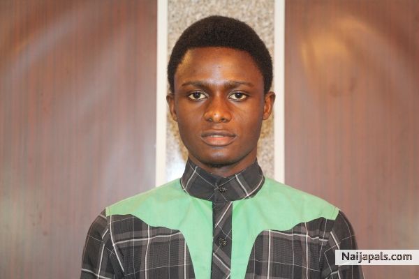 Akin - click for next photo