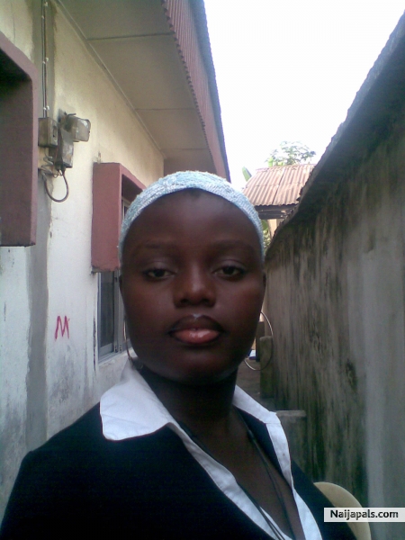 diis is kelly - click for next photo