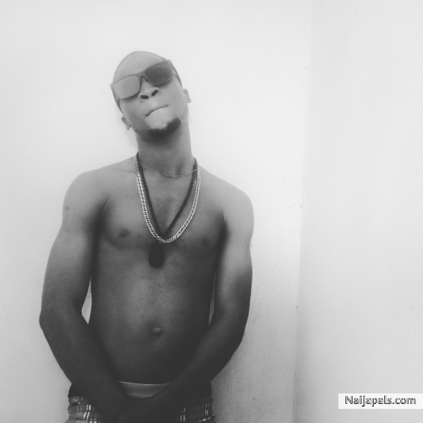 Laye mii - click for next photo