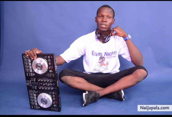 AfroBeat Dj - click for next photo