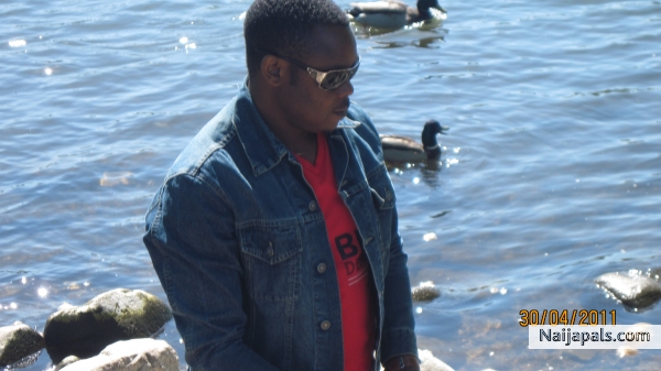 nice walking on water side - click for next photo