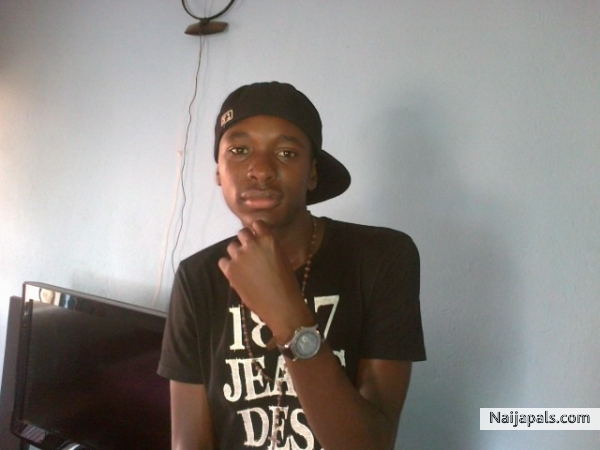  - click for next photo