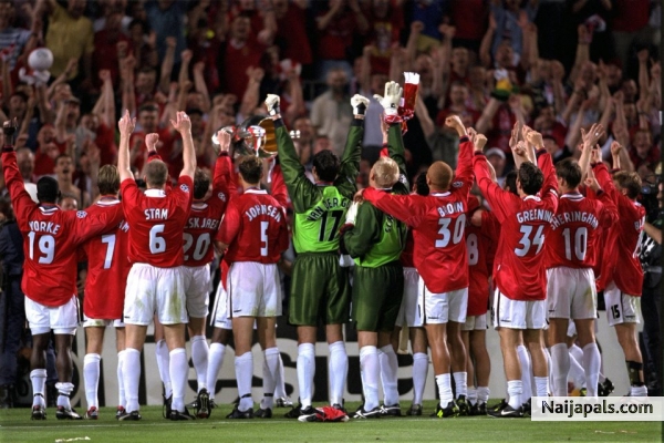 man u - click for next photo