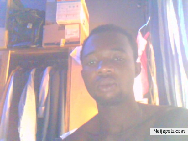HEY! CHECK ME OUT - click for next photo