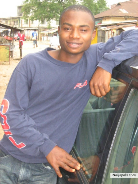 me!!!!!!!!!!!!!!!!!!!!!!!!!!!!!!! - click for next photo