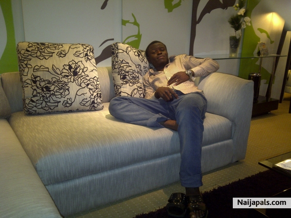  - click for next photo