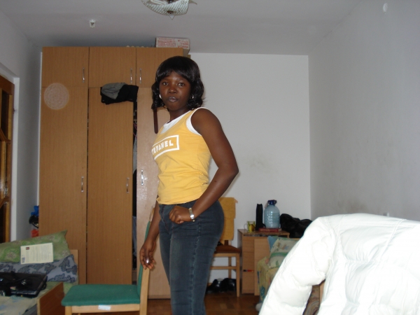 - click for next photo