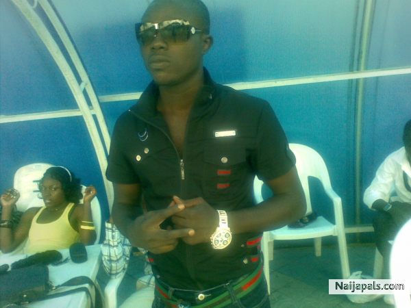  - click for next photo