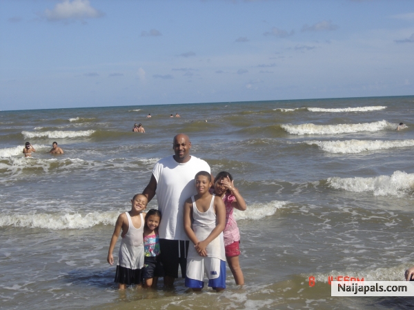 my son edward and his 4 children - click for next photo