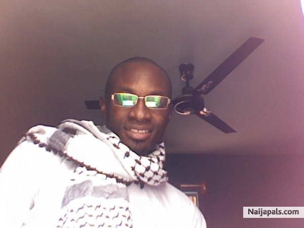 tunde - click for next photo