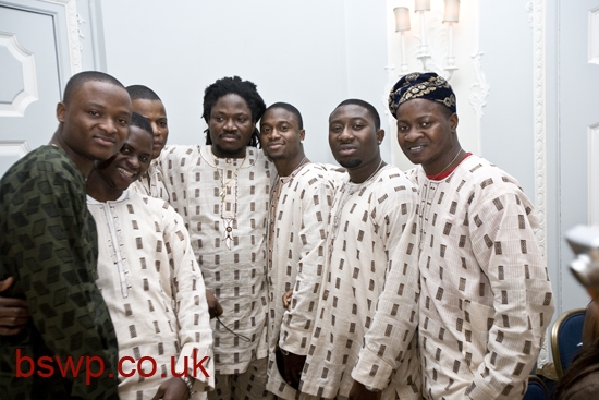 awon boys yi ti ni money innit? - click for next photo