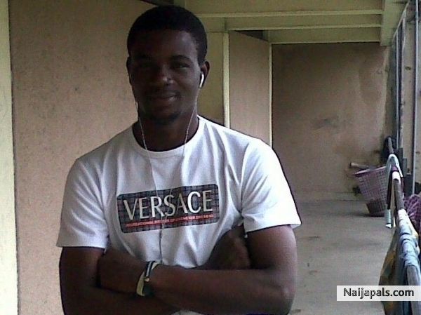 ALMEDIDA in Unilag - click for next photo