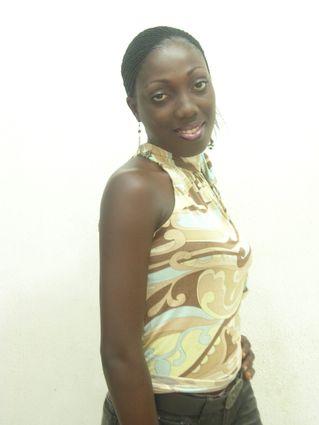 yetunde - click for next photo