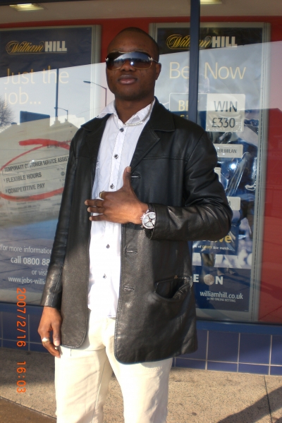  - click for next photo