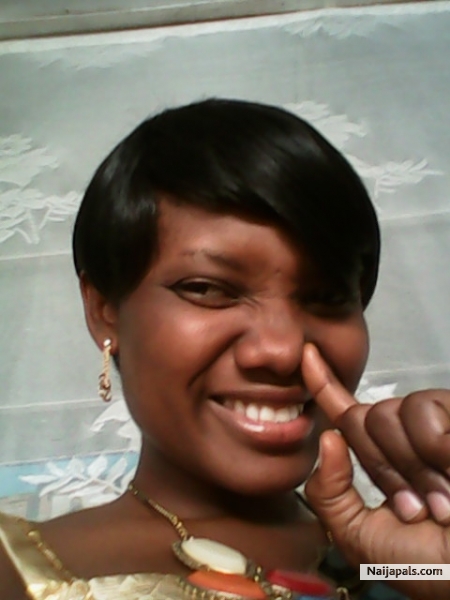 Lols Oyinminijoooor - click for next photo
