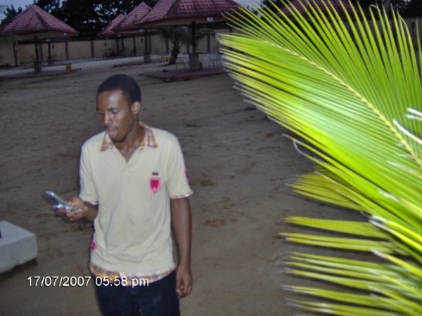  - click for next photo