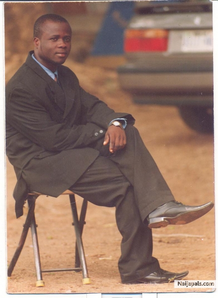 DONN AN GENTLE EASY GOING MAN - click for next photo