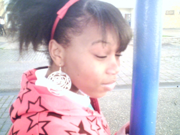  - click for next photo